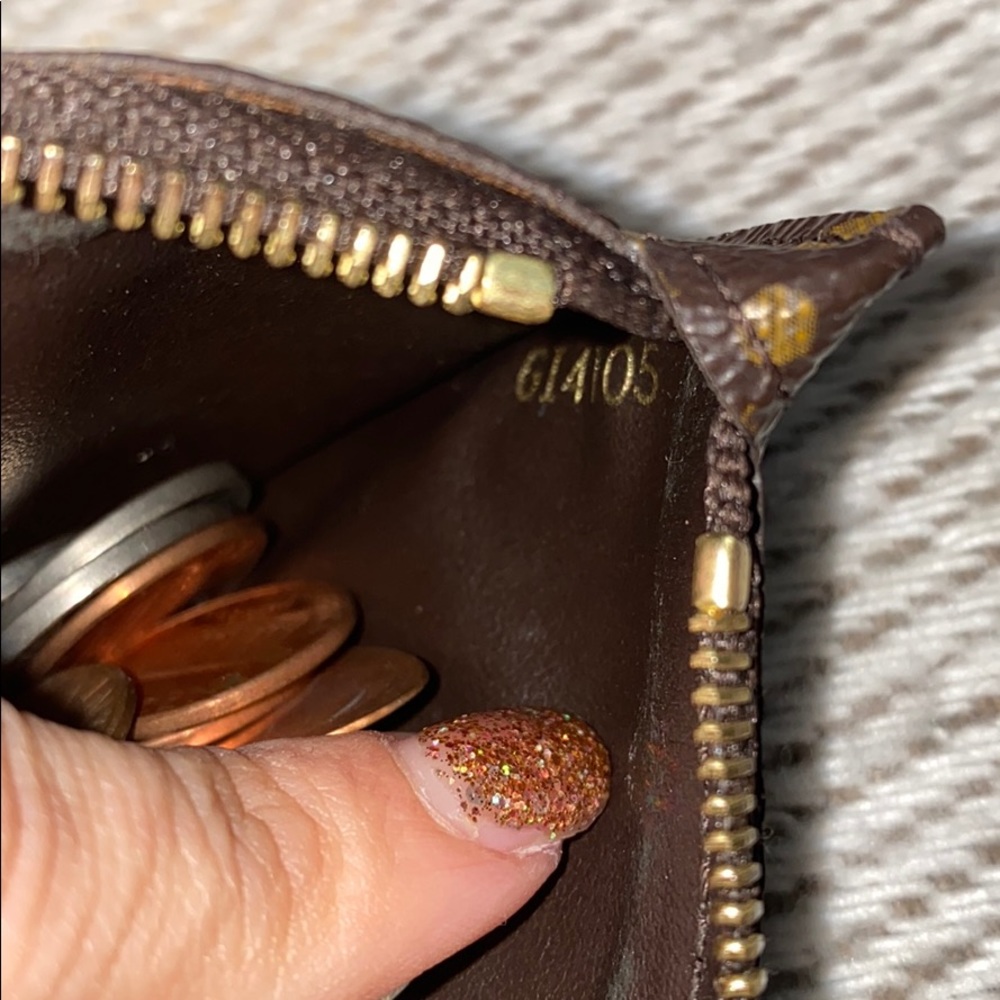 Louis Vuitton Wallet Coin Insert - Picture 5 of 5